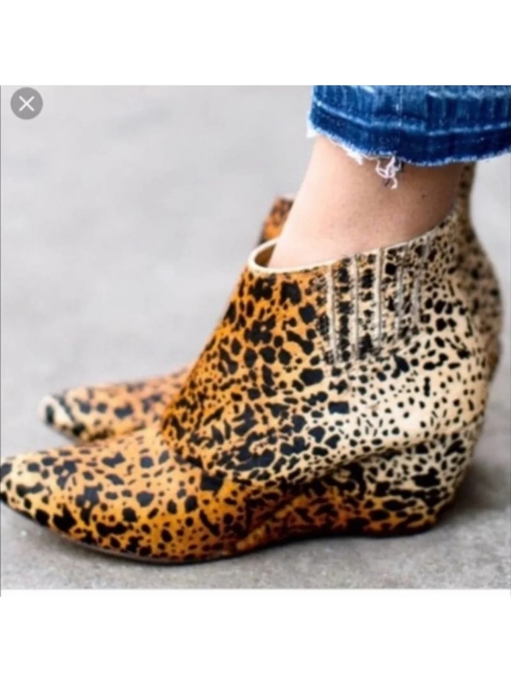 Matisse Nugent leopard print ombré, calf hair , wedge ankle booties. Size 9
